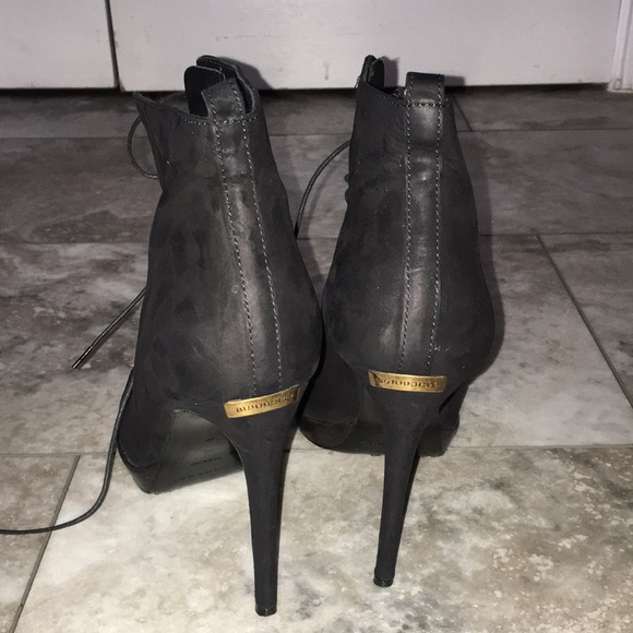 BURBERRY BLACK REAL LEATHER LACE UP PLATFORM PEEPTOE EUC BOOTIES SIZE EU… - Picture 5 of 11